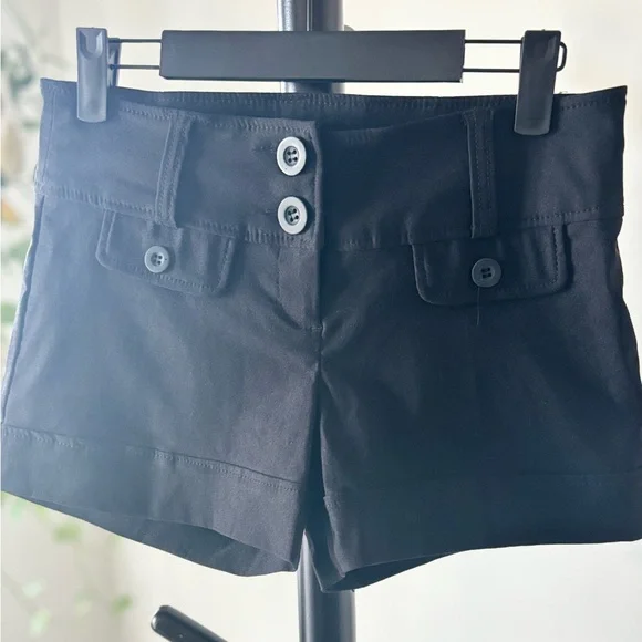 Dynamite Black Shorts - Low Rise - Picture 3 of 5